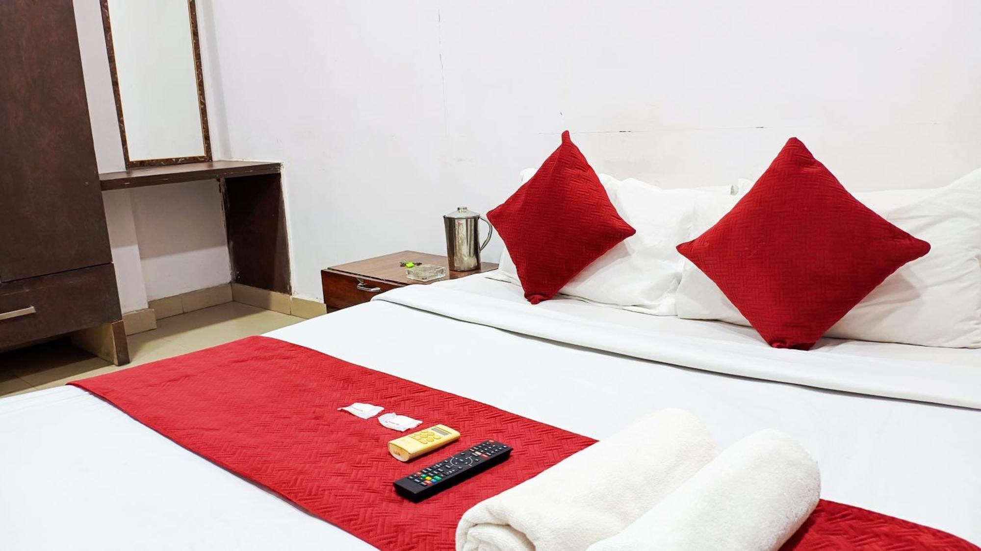 Hotel Maharaja Inn - Lajpat Nagar I 뉴델리 외부 사진